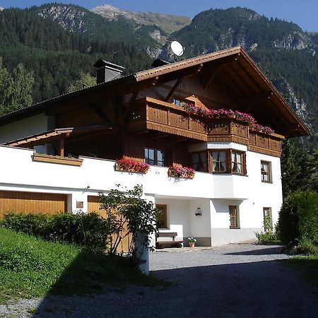 Appartement Apart Elisabeth à Pettneu am Arlberg Extérieur photo