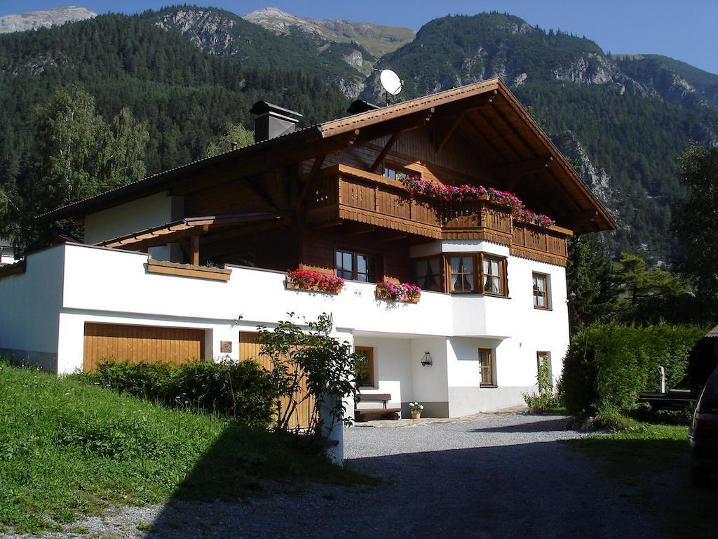 Appartement Apart Elisabeth à Pettneu am Arlberg Extérieur photo